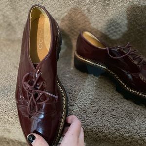 Women’s shoes. Size 7. Like new!